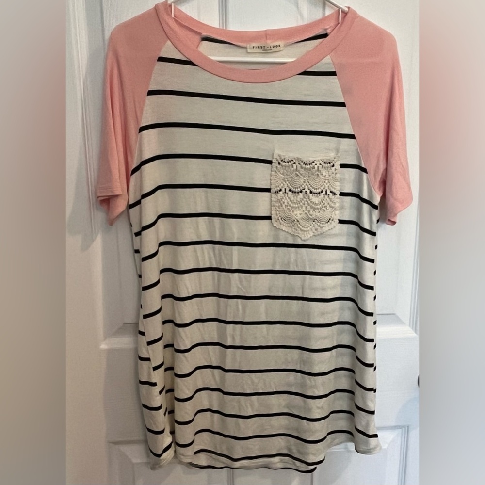 Top Like new First Look Women’s, Size Medium